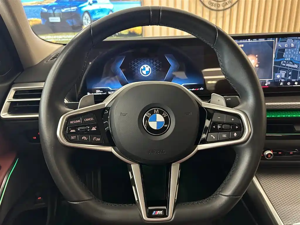 BMW 3 Series 2024 — фото 13
