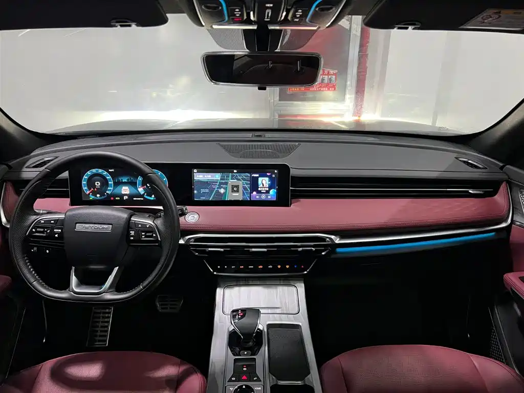 Jetour X70 PLUS 2024 — фото 12
