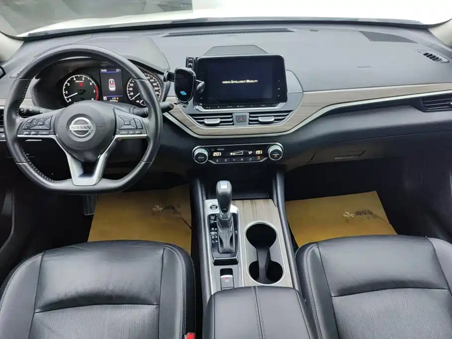 Nissan Teana 2022 — фото 12