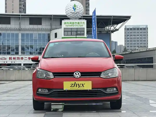 Volkswagen Polo 2015