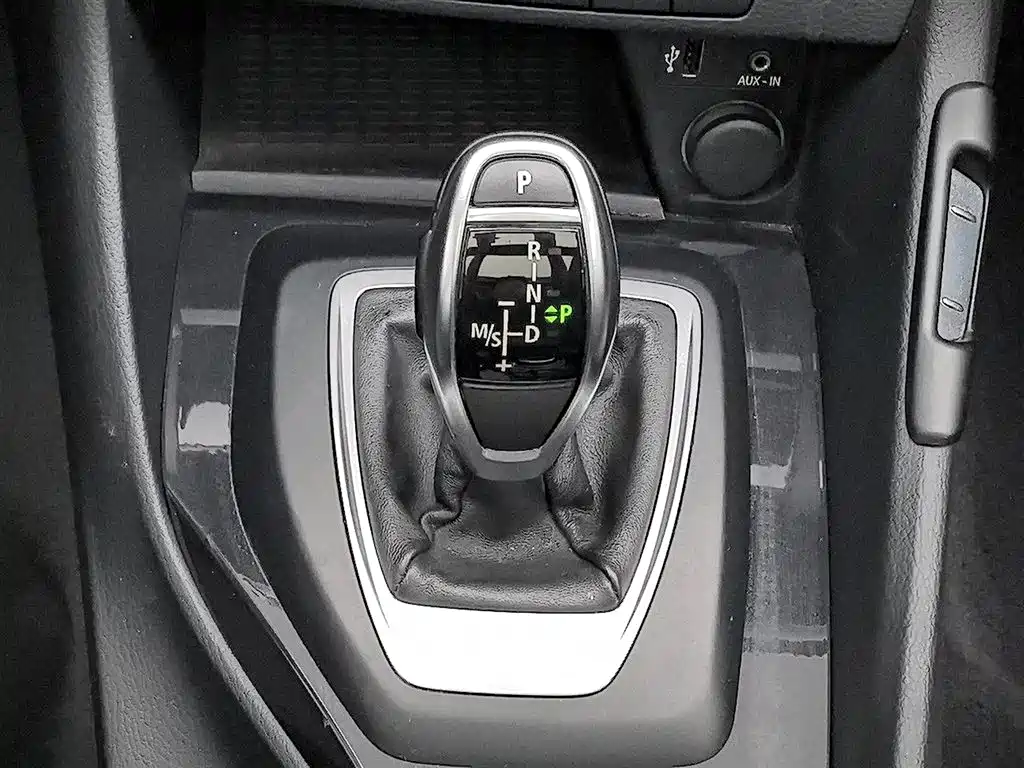 BMW X1 2016 — фото 13