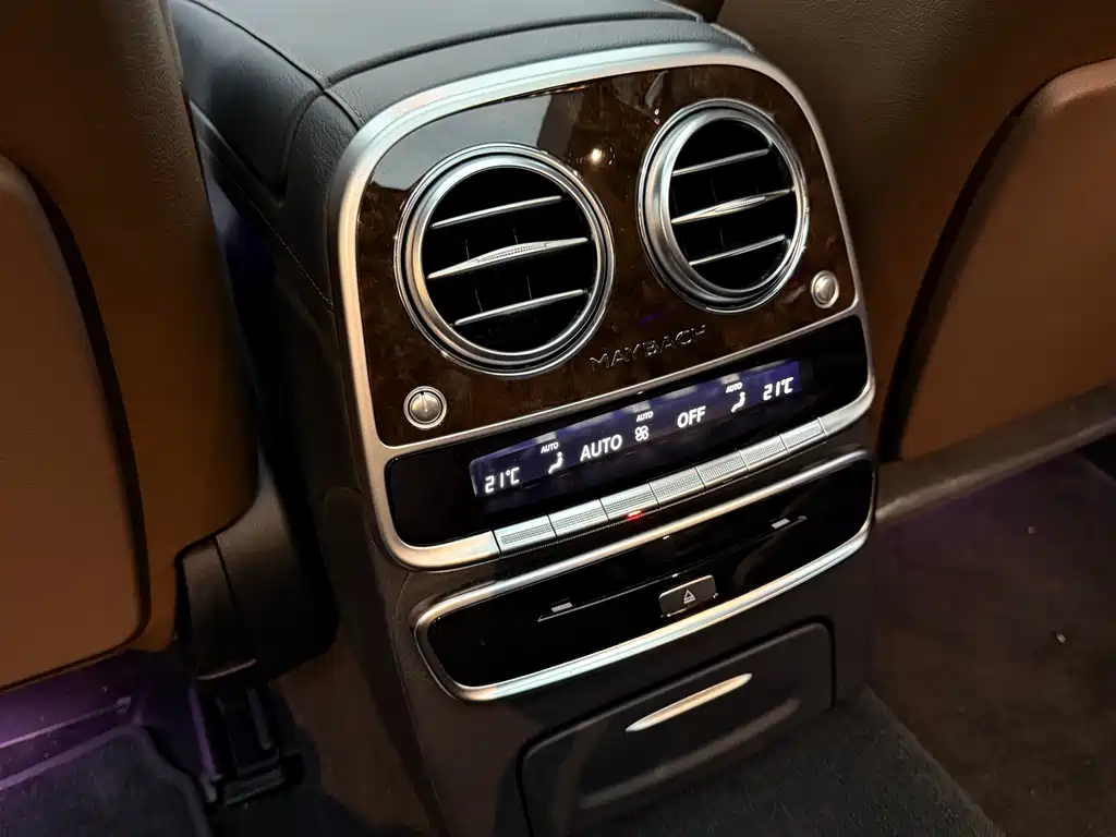 Mercedes-Benz S-Class 2015 — фото 12