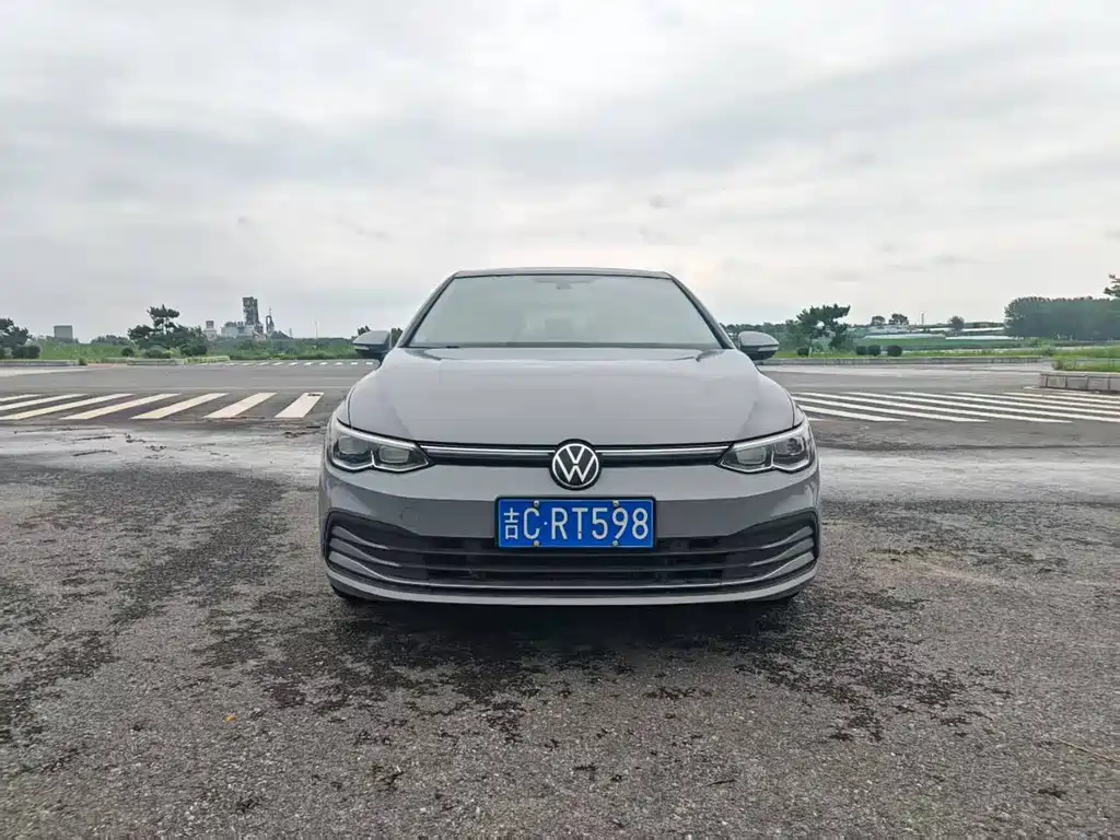 Volkswagen Golf 2022