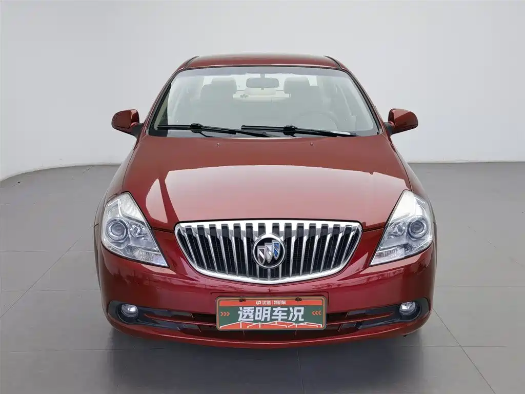Buick Excelle 2013 — фото 3