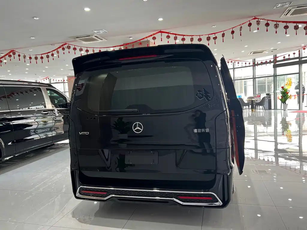 Mercedes-Benz Vito 2025 — фото 17