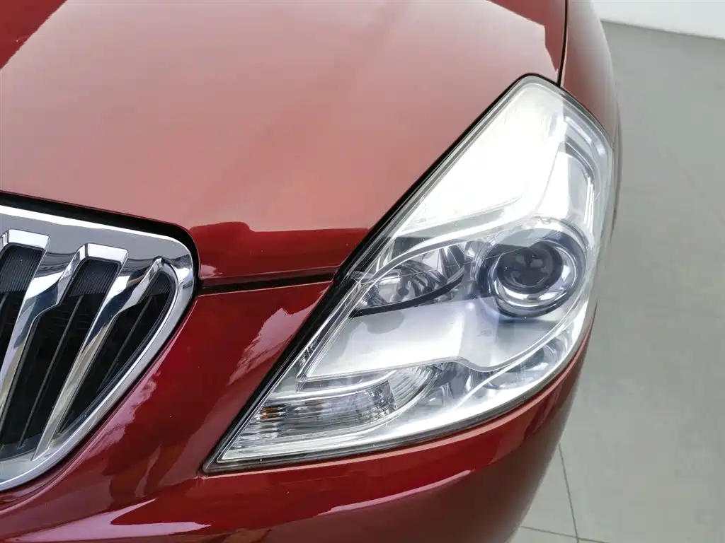 Buick Excelle 2013 — фото 7
