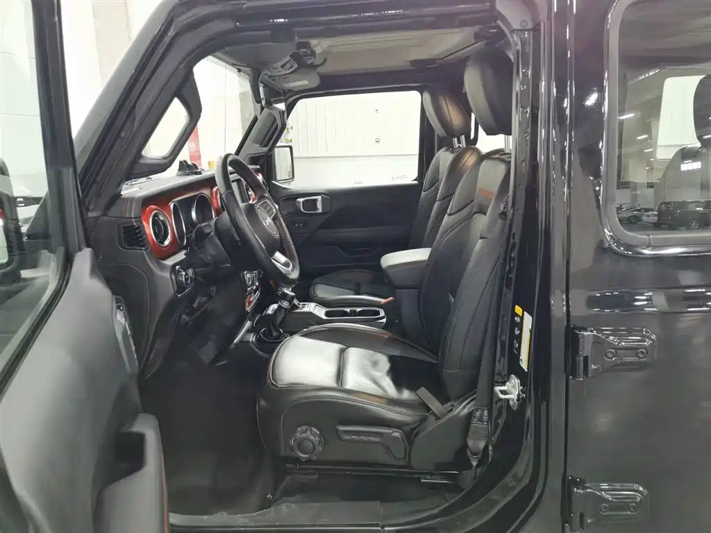 Jeep Wrangler 2024 — фото 10
