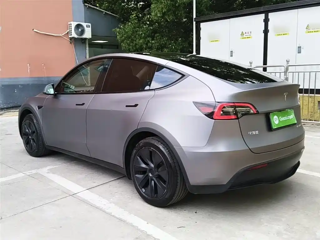 Tesla Model Y 2023 — фото 5