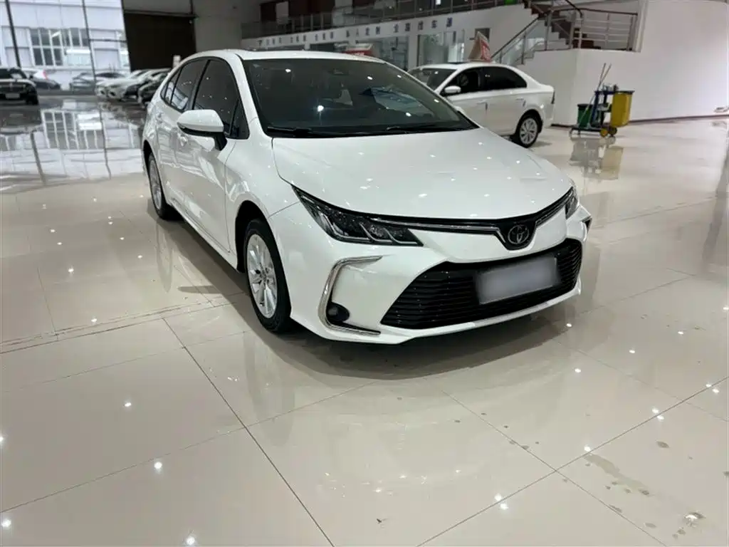 Toyota Corolla 2021 — фото 10