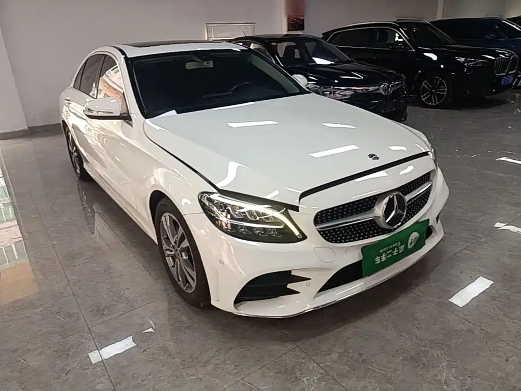 Mercedes-Benz C-Class 2020