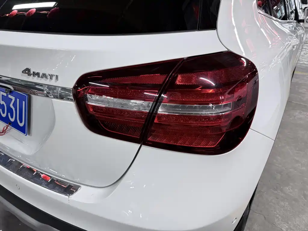 Mercedes-Benz GLA 2018 — фото 20
