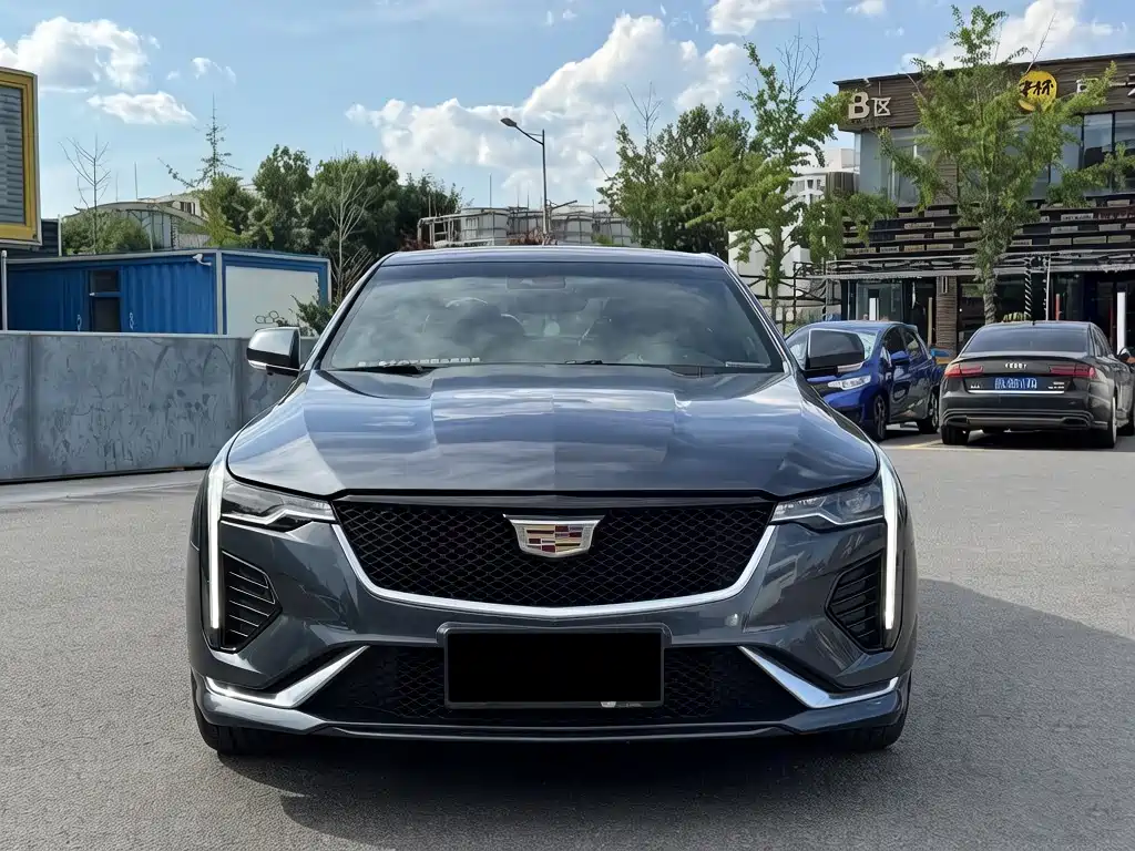 Cadillac CT4 2020 — фото 2