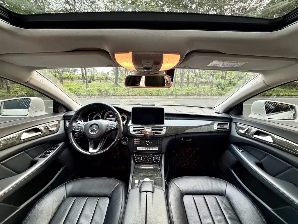 Mercedes-Benz CLS 2015 — фото 5