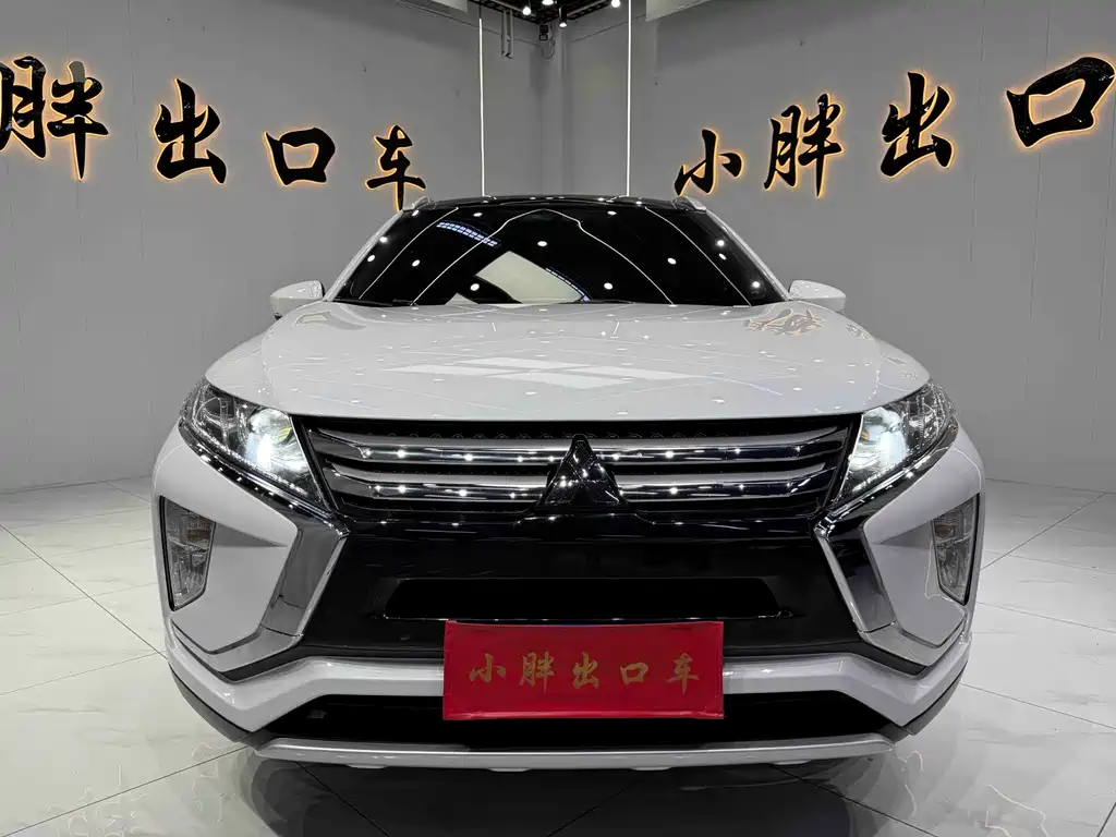 Mitsubishi Eclipse Cross 2022 — фото 2