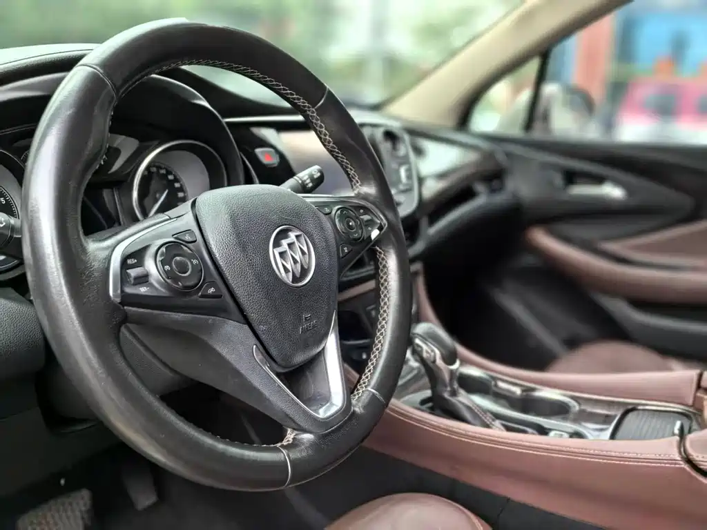 Buick Envision Plus 2017 — фото 6