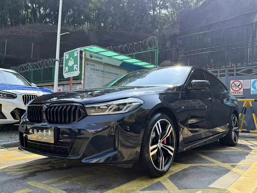 BMW 6 Series GT 2022 — фото 1