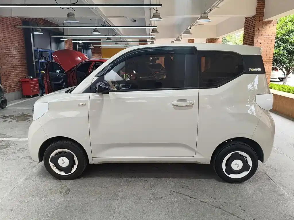 Wuling MINIEV 2024