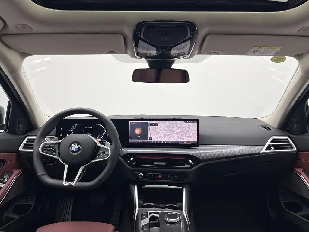BMW 3 Series 2025 — фото 10