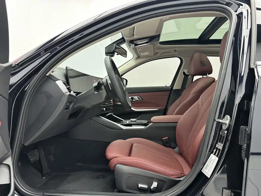 BMW 3 Series 2023