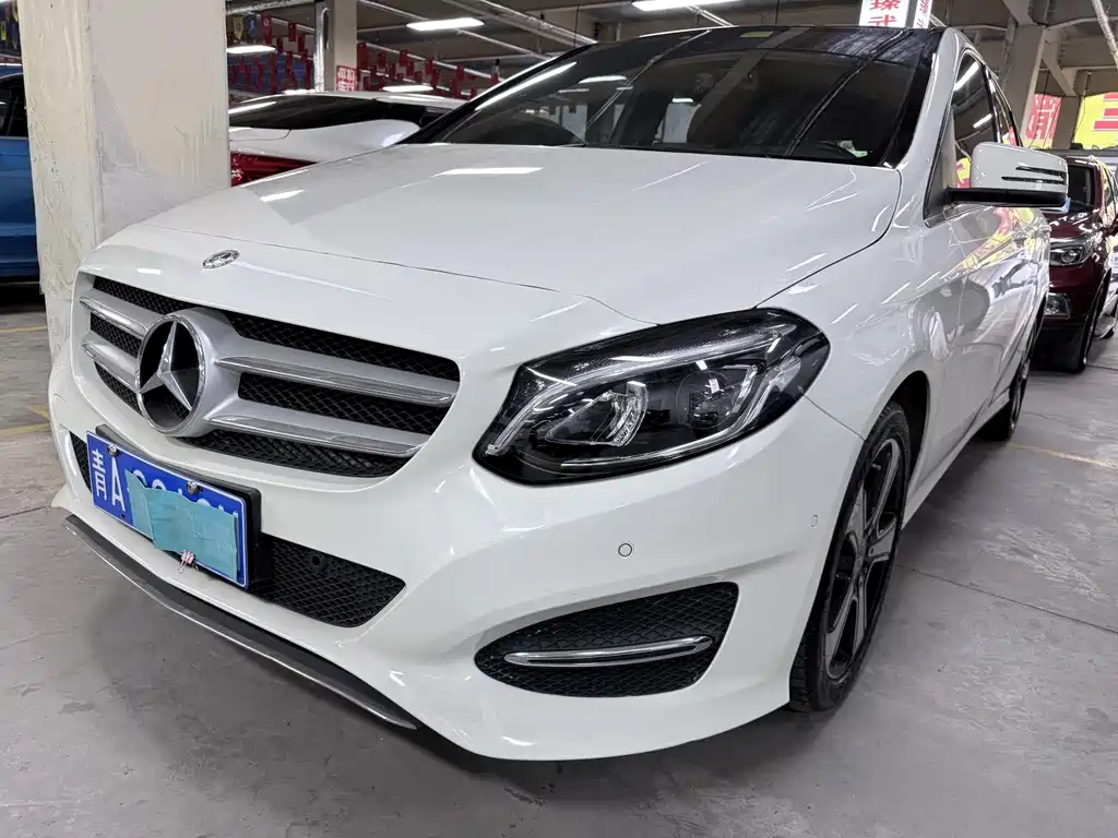 Mercedes-Benz B-Class 2017 — фото 1