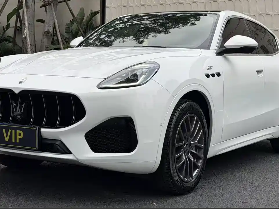 Maserati Grecale 2023