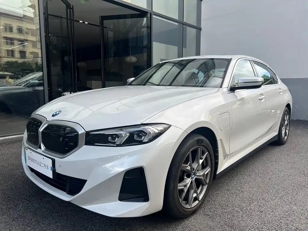 BMW i3 2022