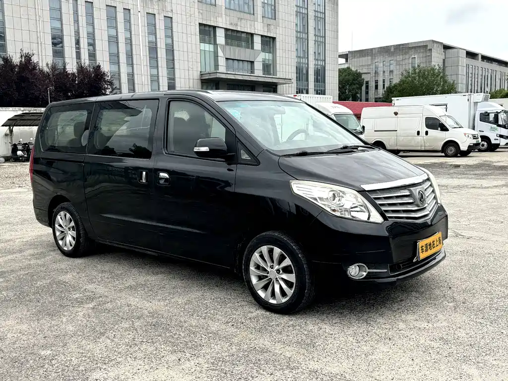Dongfeng Fengxing CM7 2016 — фото 3