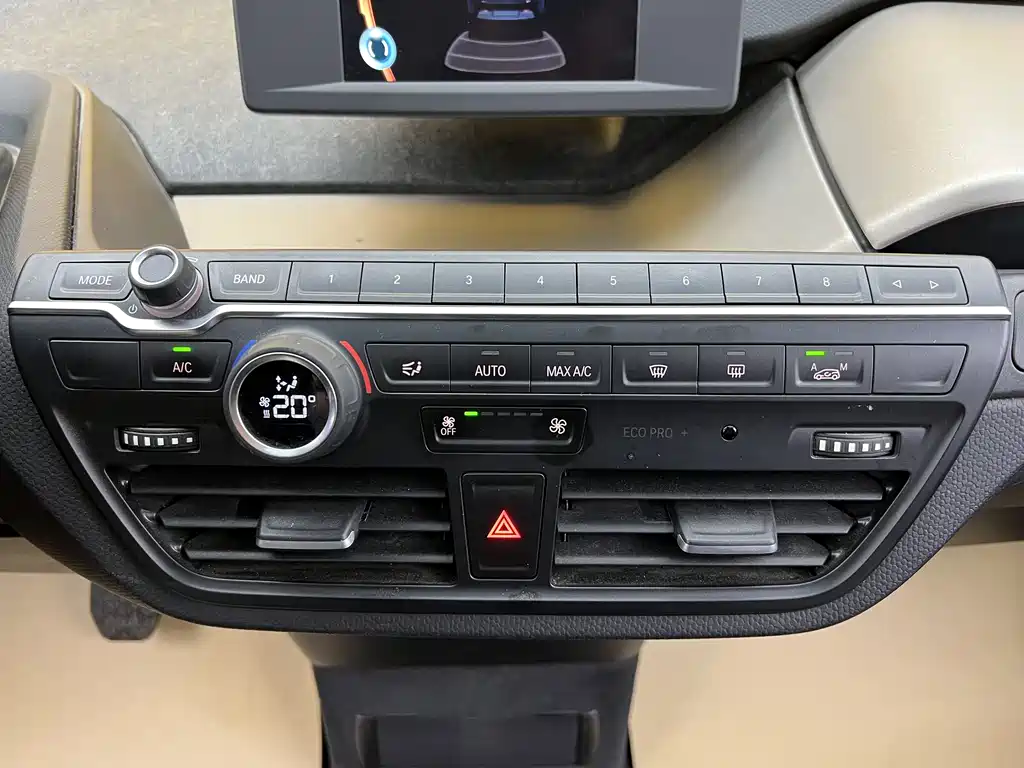 BMW i3 2017 — фото 17