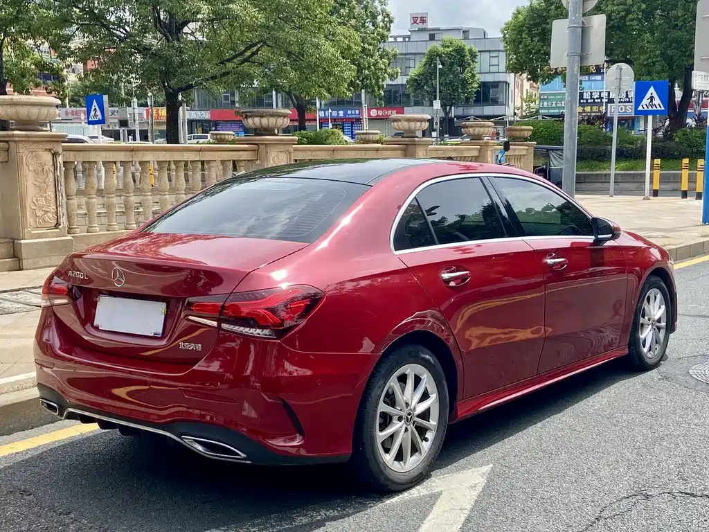 Mercedes-Benz A-Class 2022 — фото 9