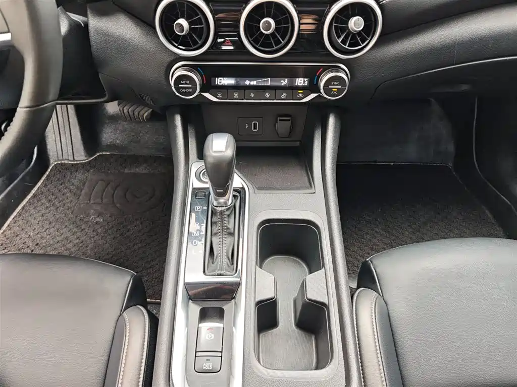 Nissan Sylphy 2023 — фото 16