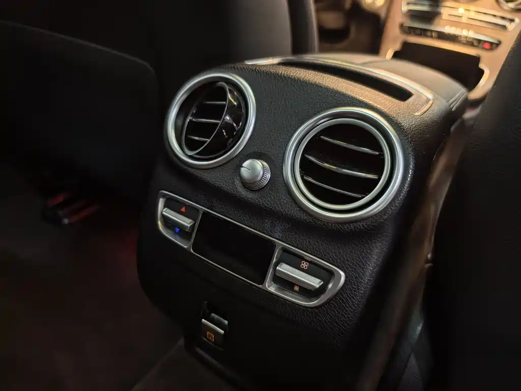 Mercedes-Benz GLC 2020 — фото 14