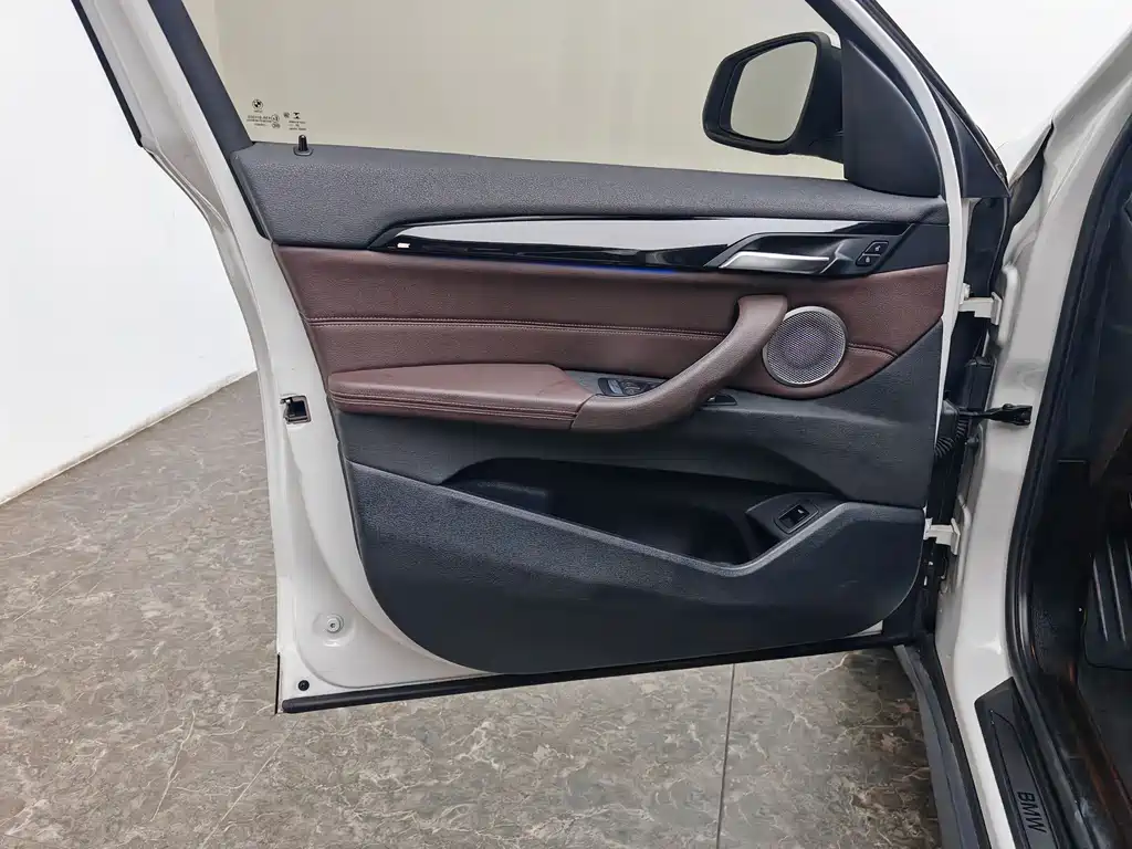 BMW X1 2021 — фото 19