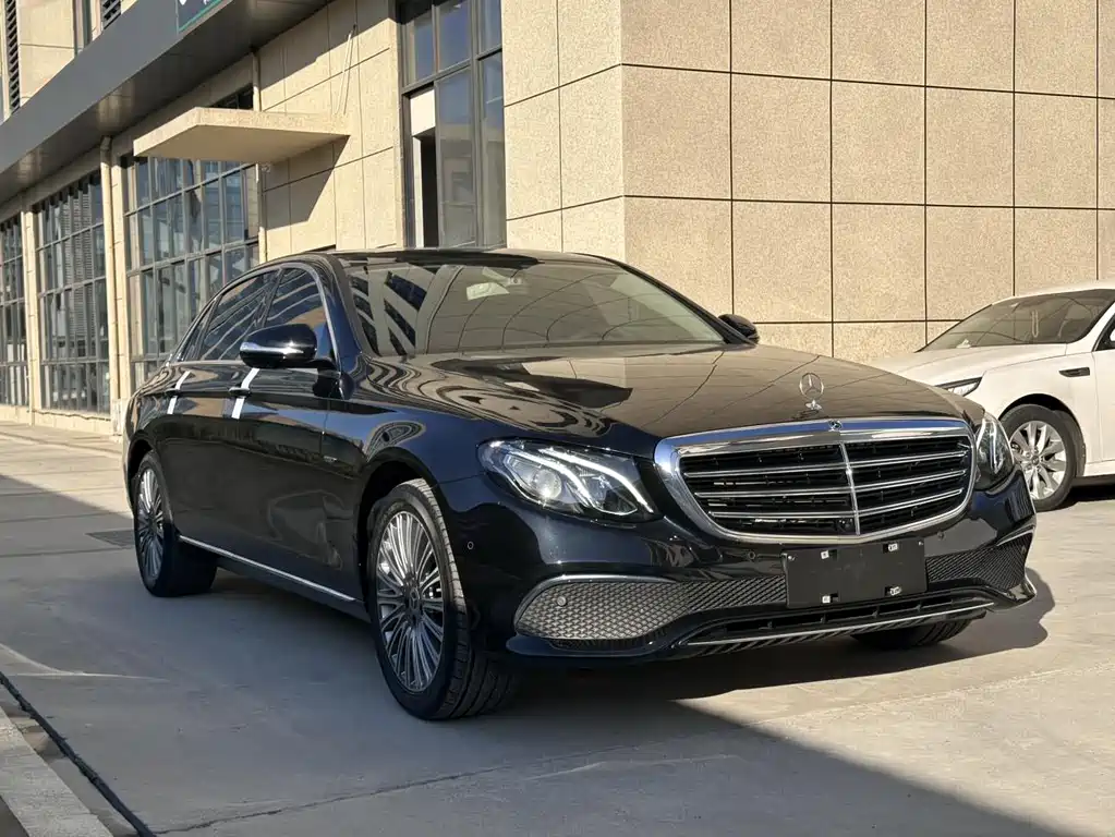 Mercedes-Benz E-Class 2020 — фото 3