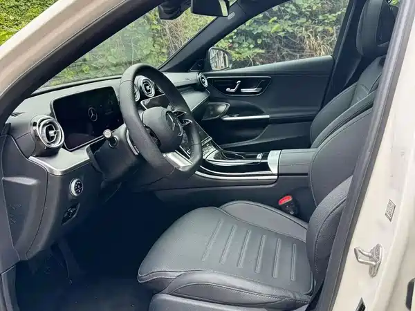 Mercedes-Benz C-Class 2023