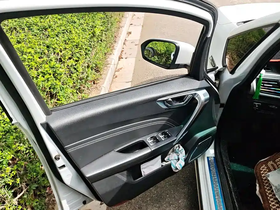 Geely Vision X3 2019