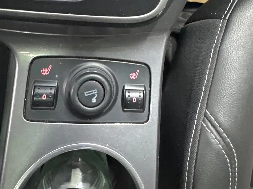 Ford Kuga 2015 — фото 14