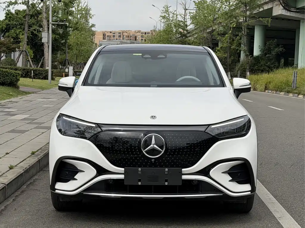 Mercedes-Benz EQE SUV 2023