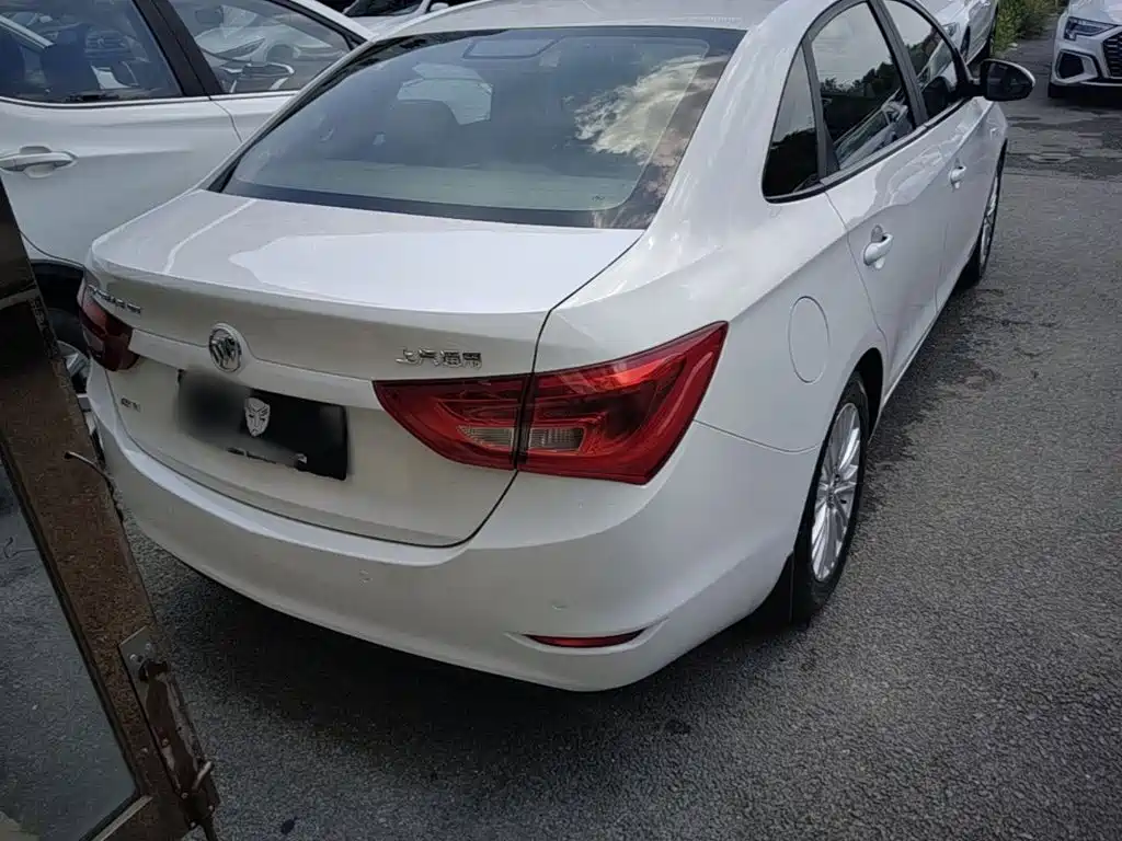 Buick Excelle 2016