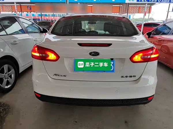 Ford Focus 2015