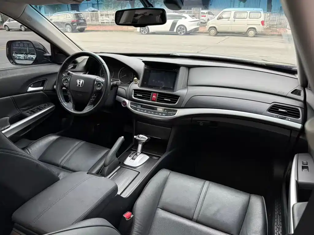 Honda Crosstour 2016 — фото 5