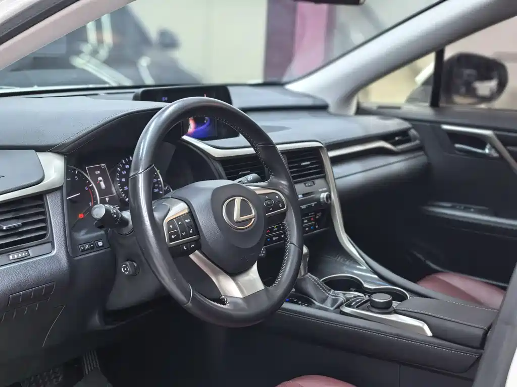 Lexus RX 2018 — фото 14