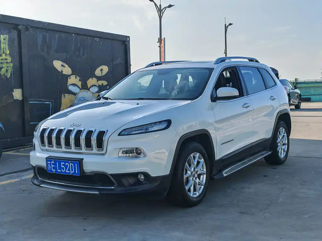 Jeep Cherokee 2017 — фото 3