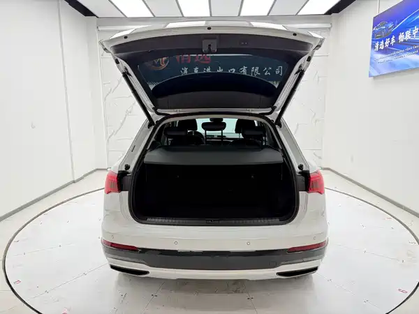 Audi Q3 2023