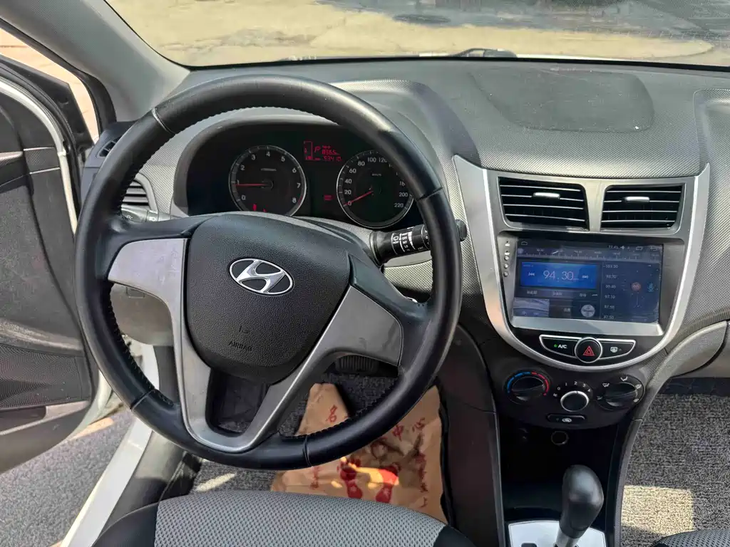 Hyundai Ruiyi 2015 — фото 12