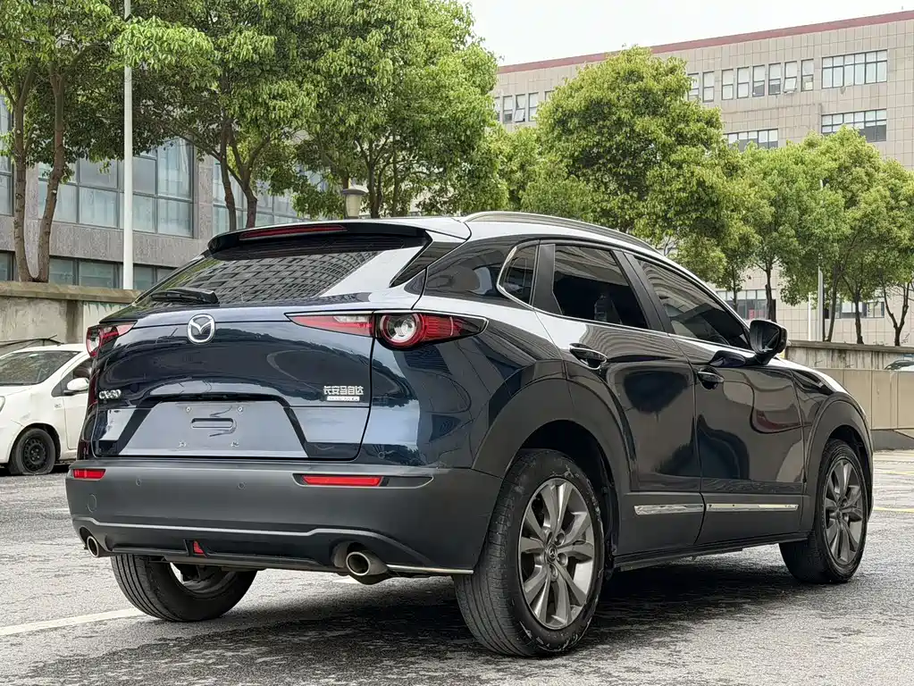 Mazda CX-30 2021 — фото 15