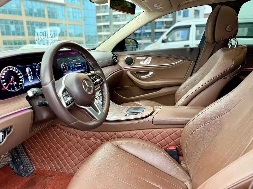 Mercedes-Benz E-Class 2018 — фото 4