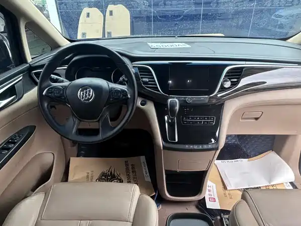 Buick GL8 2021