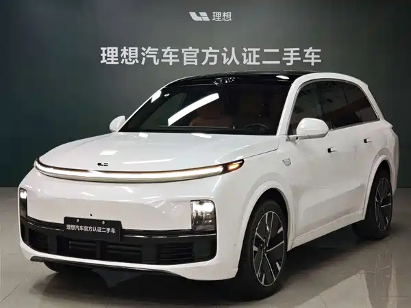 Li Auto L8 2025