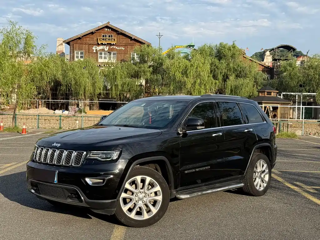 Jeep Grand Cherokee 2017