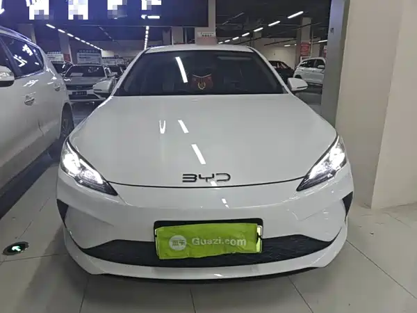 BYD Seal 05 DM-i 2025